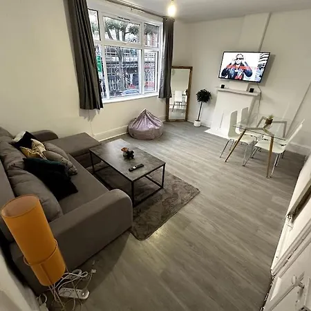 Incredible 2 Bedroom On Tower Bridge Londres Extérieur photo
